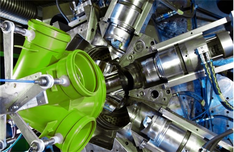 The Tie-bar-less Way for Fitting Production, ENGEL Victory