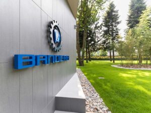 How Bandera Blends Global Vision with Local Market Success